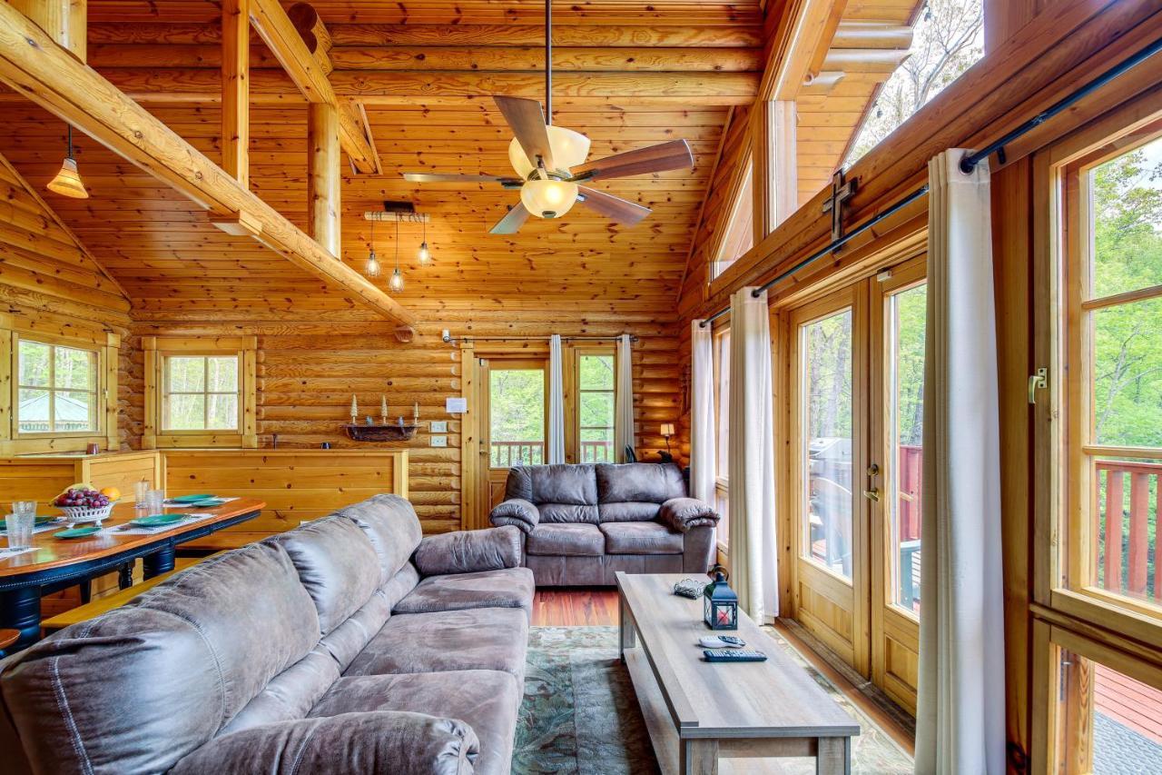 Quiet With Lookout Decks And Hot Tub! Gatlinburg
