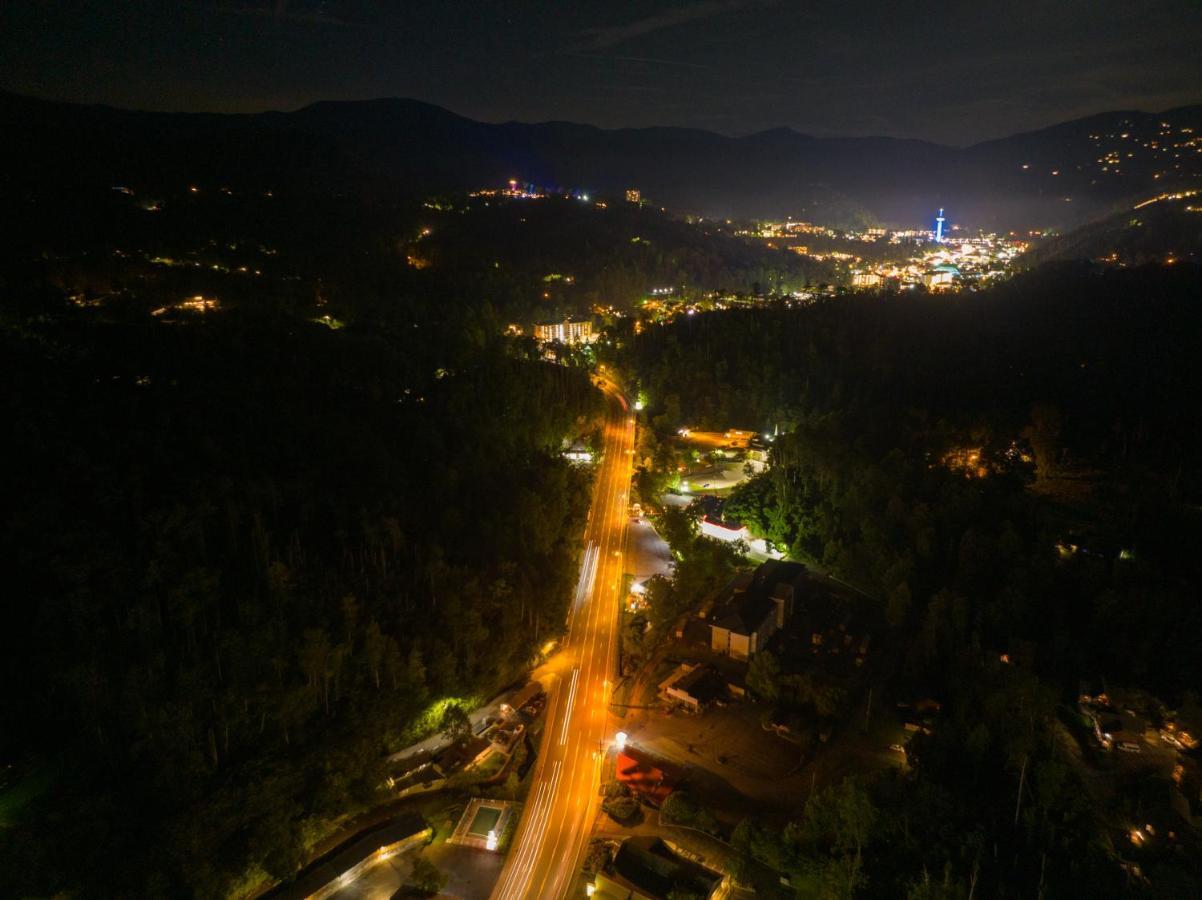Newly Remodeled In Gatlinburg!