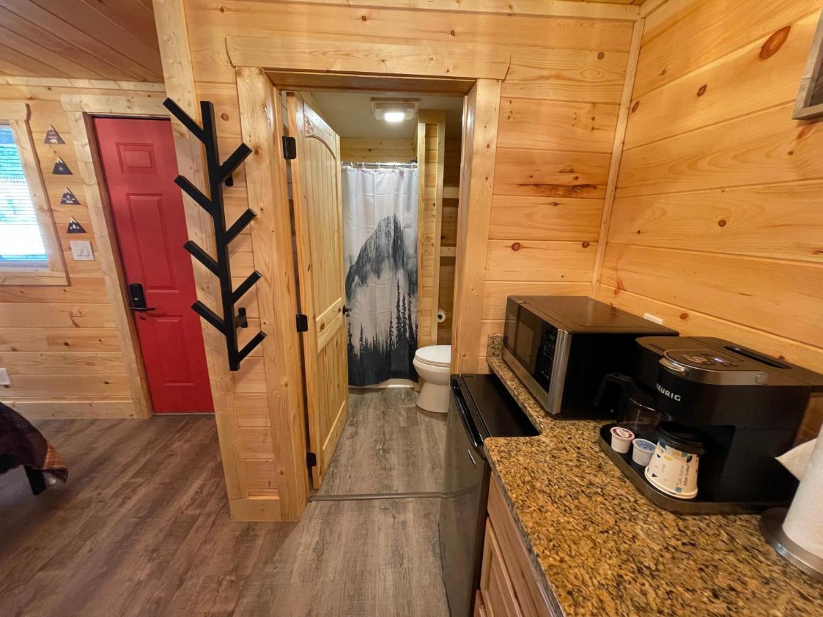 Apartment Newly Remodeled In Gatlinburg! Gatlinburg