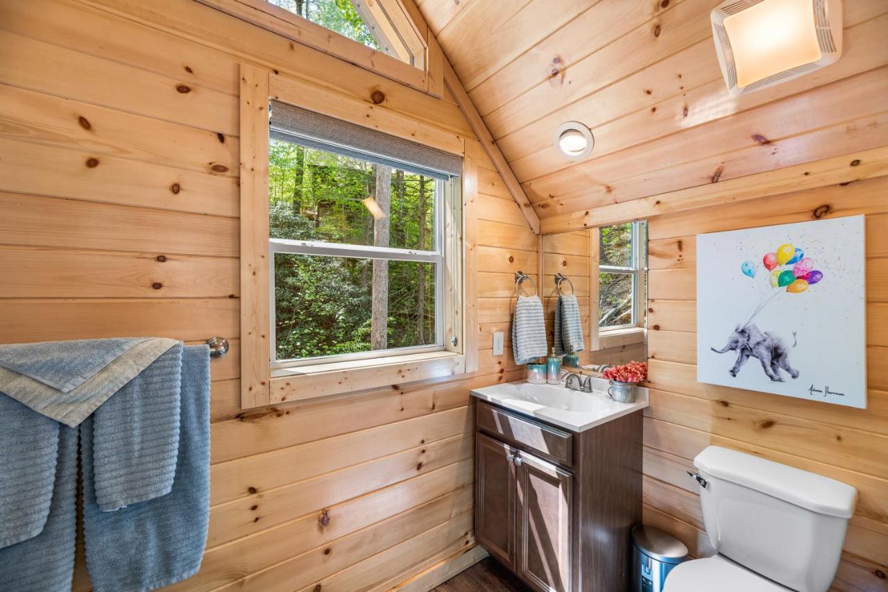 Holiday home Brand New Luxury Cabin-private Appalachian Retreat *