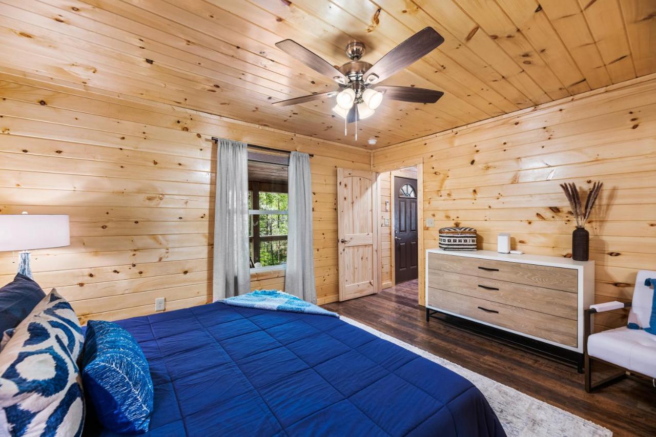 Holiday home Brand New Luxury Cabin-private Appalachian Retreat