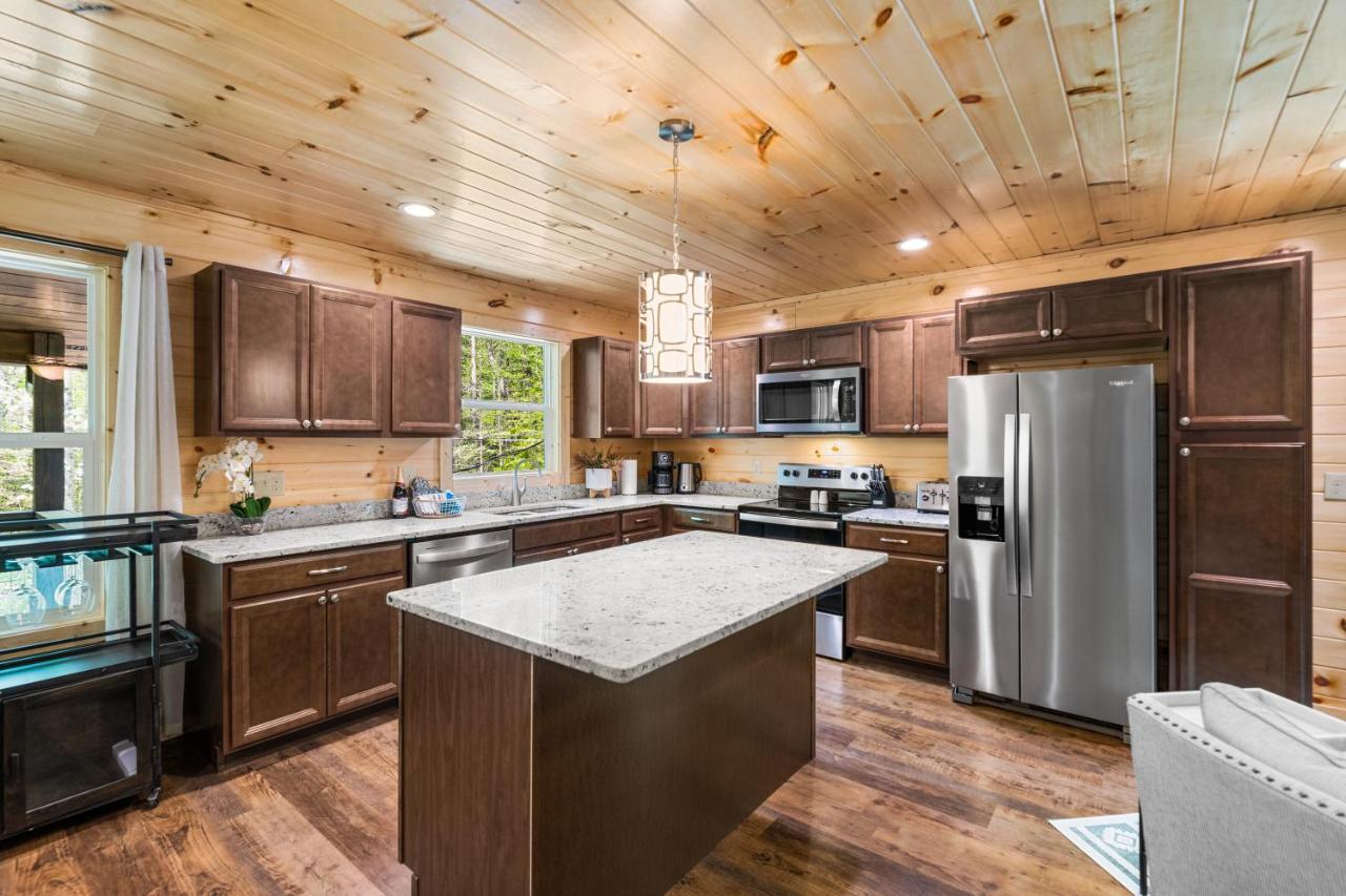 Brand New Luxury Cabin-private Appalachian Retreat Holiday home Gatlinburg