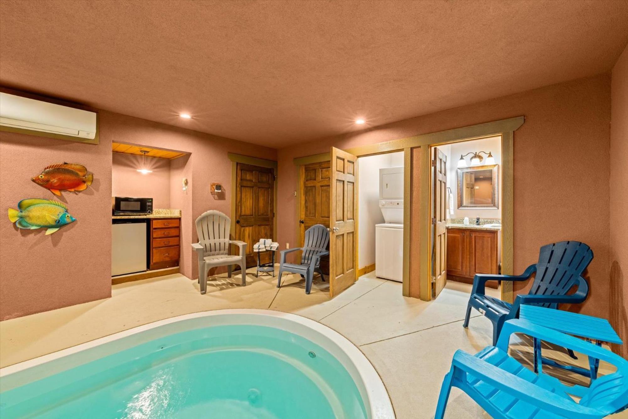 Splash Mansion By Eden Crest * Gatlinburg