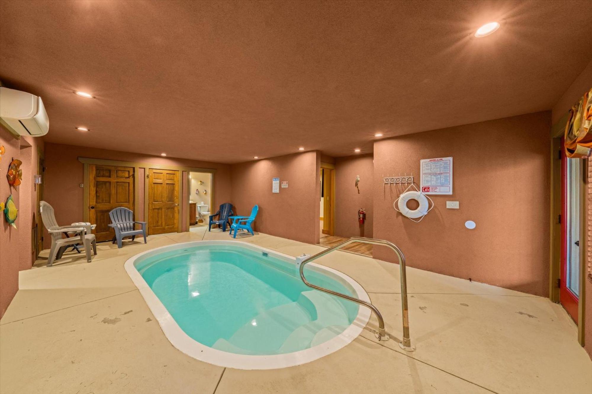 Splash Mansion By Eden Crest Chalet *