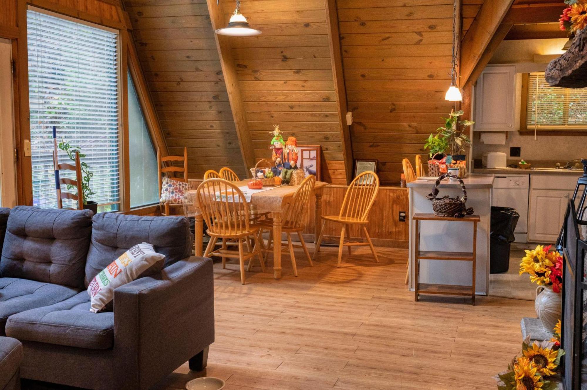 Holiday home Smoky Bear Hideaway *
