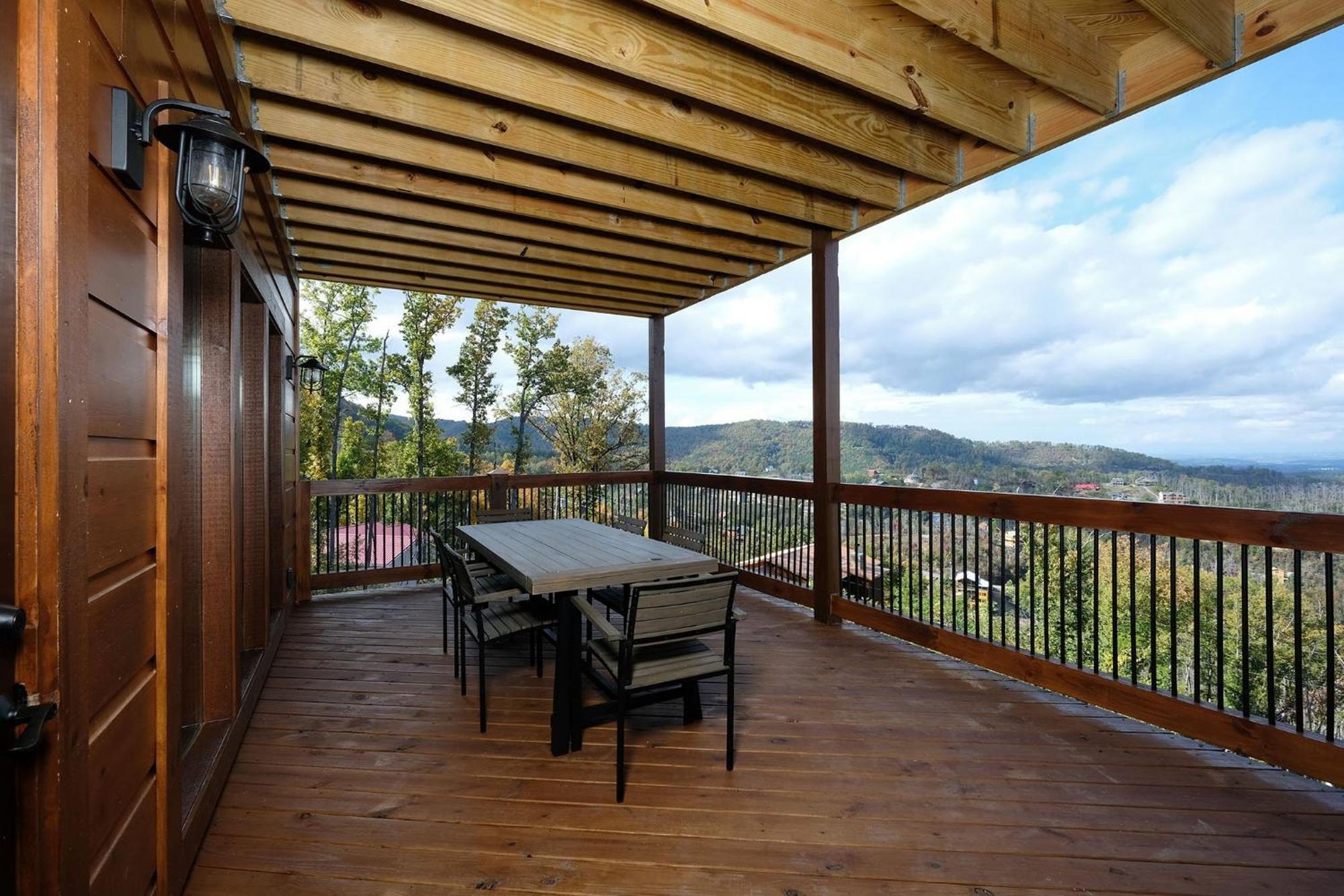 Villa Looking Glass Gatlinburg