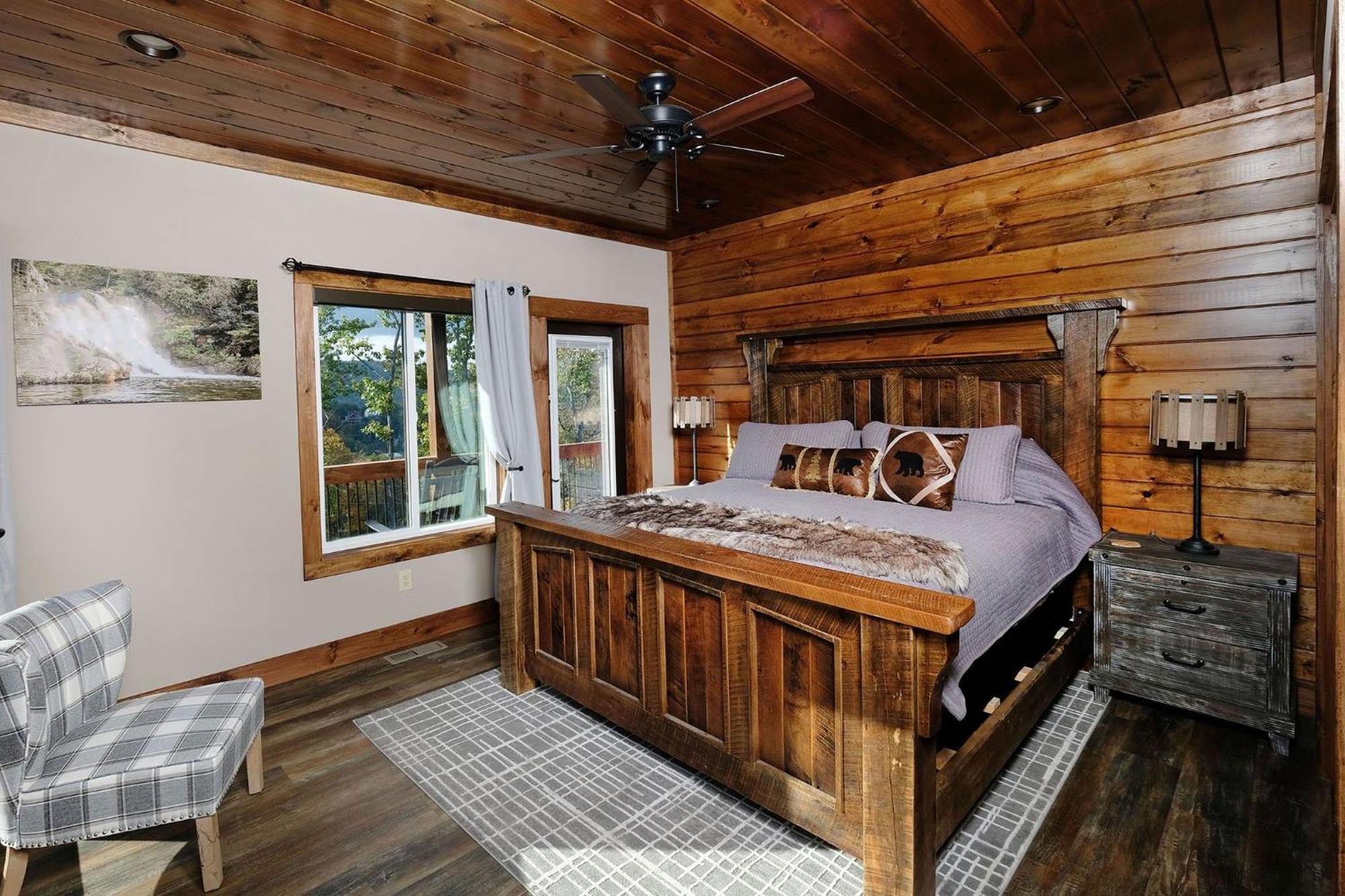 Looking Glass Villa *