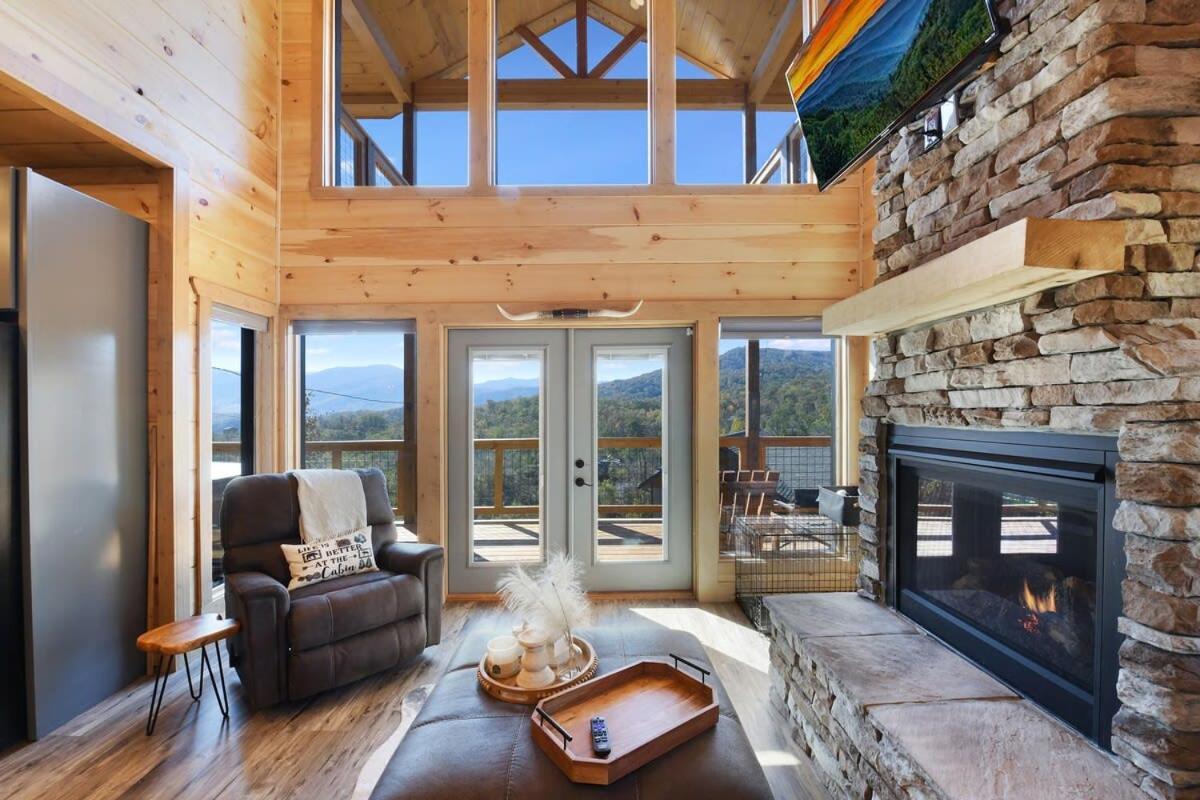 Big Bear Shack - Handicap Accessible & Dog Friendly Holiday home *