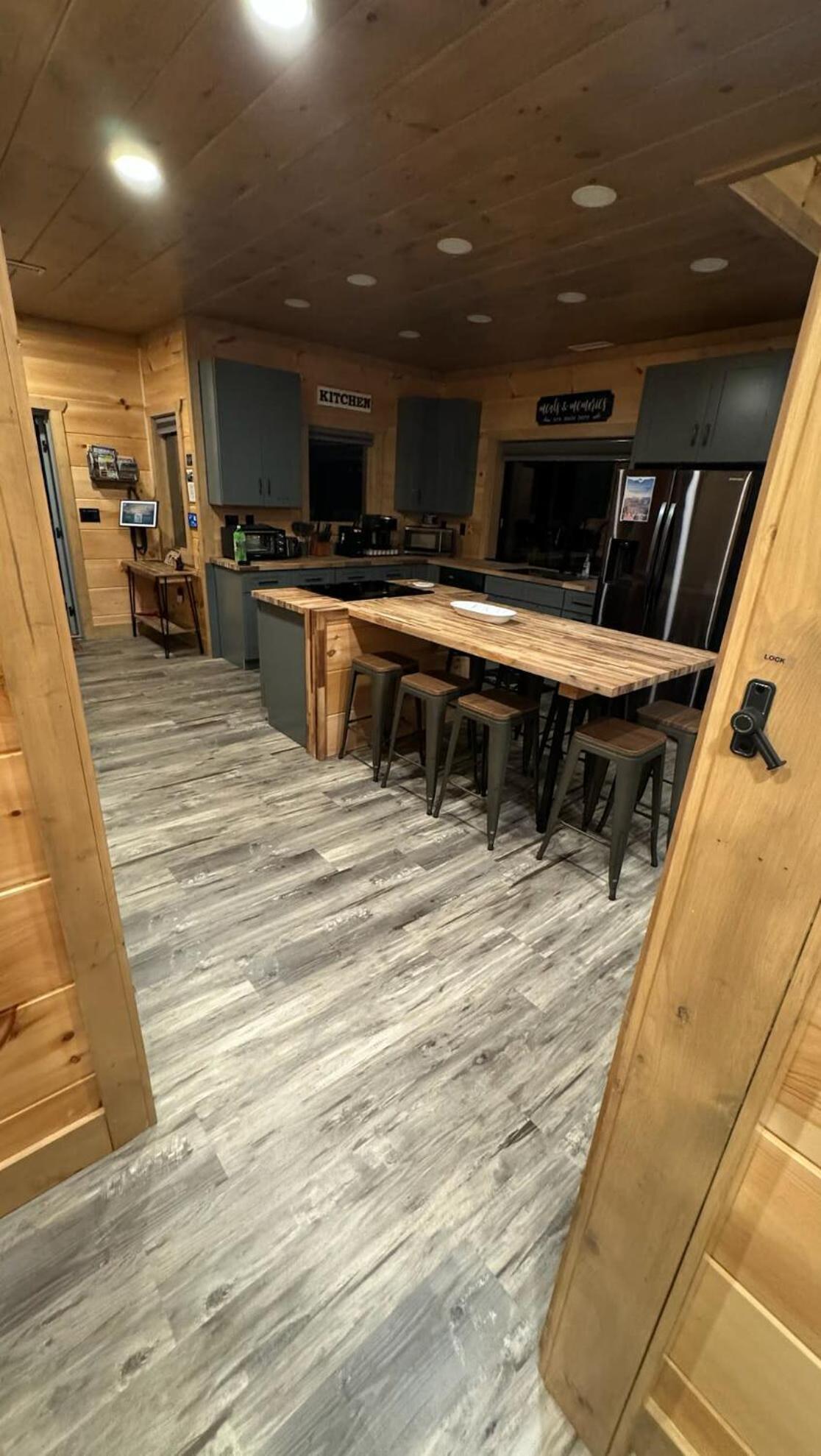Holiday home Big Bear Shack - Handicap Accessible & Dog Friendly