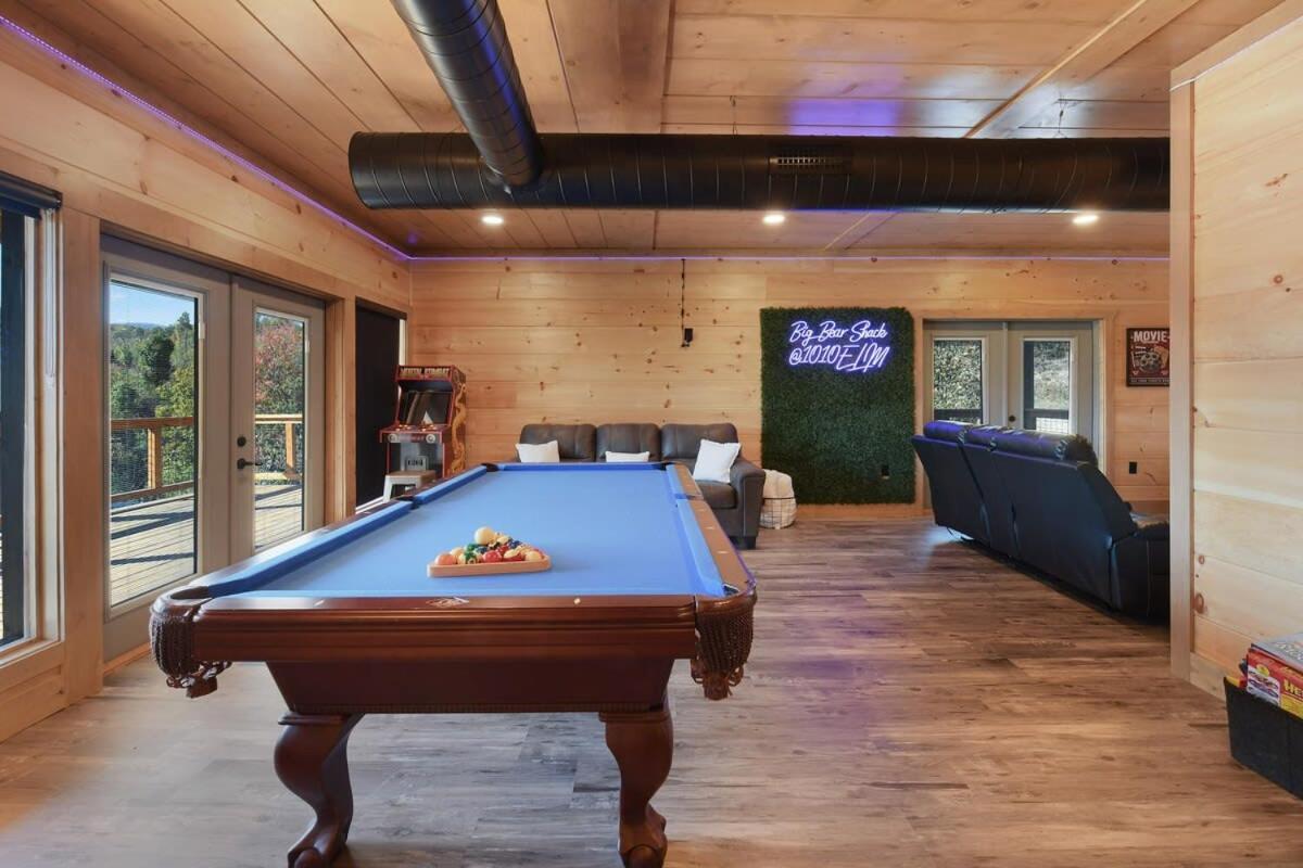 Big Bear Shack - Handicap Accessible & Dog Friendly *