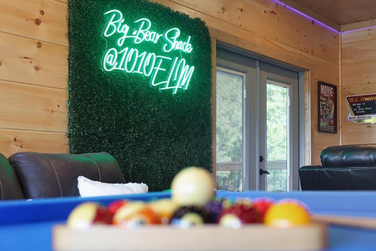 Big Bear Shack - Handicap Accessible & Dog Friendly Holiday home Gatlinburg