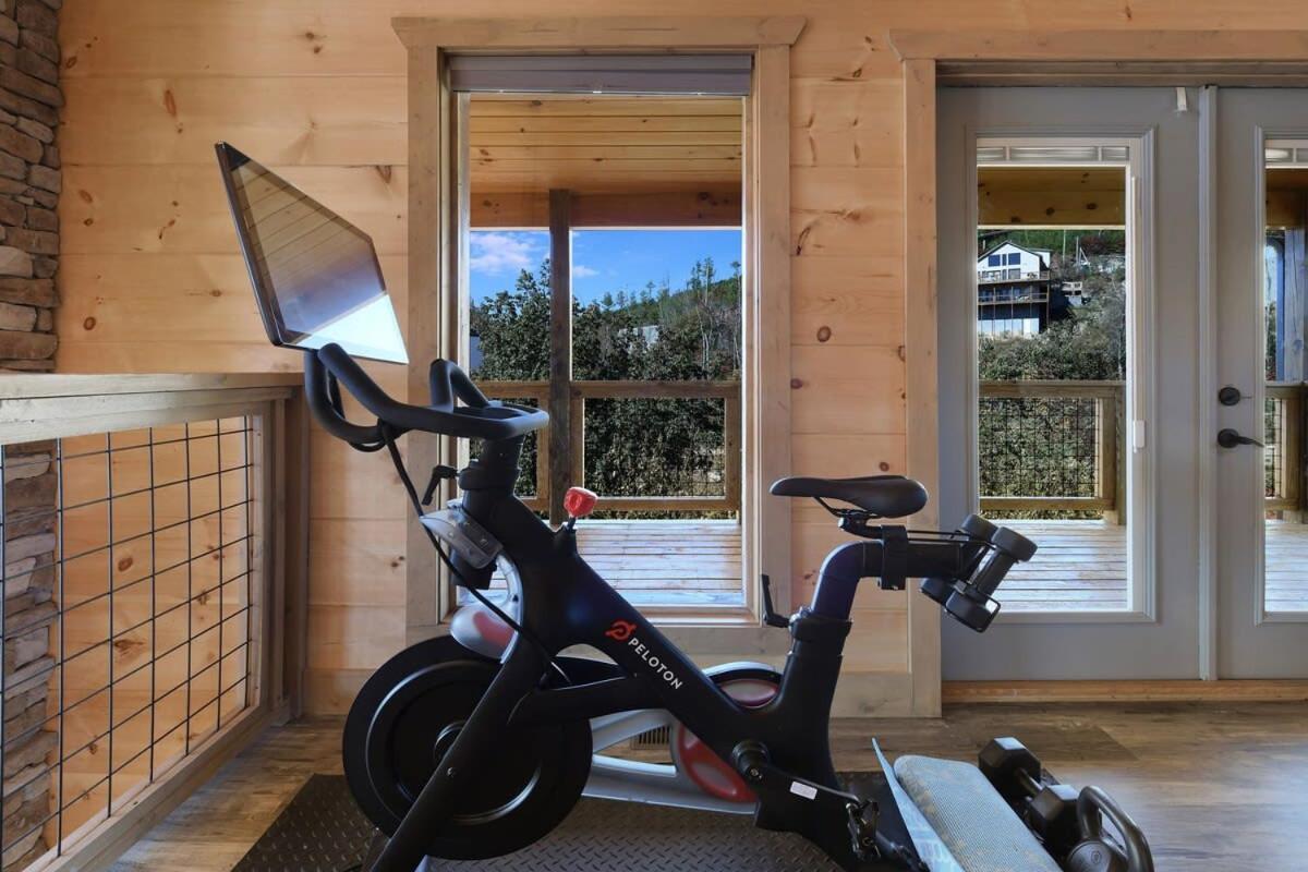 Big Bear Shack - Handicap Accessible & Dog Friendly Holiday home