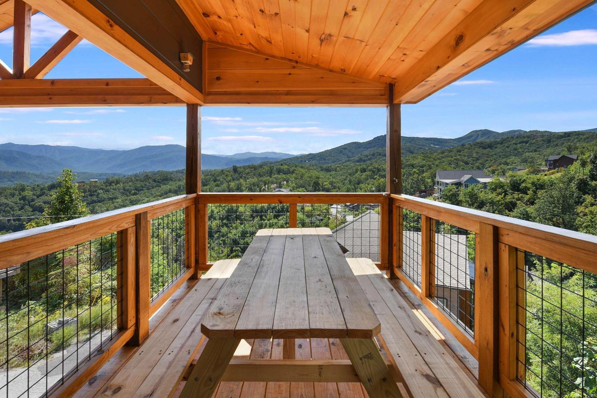 Holiday home Big Bear Shack - Handicap Accessible & Dog Friendly *