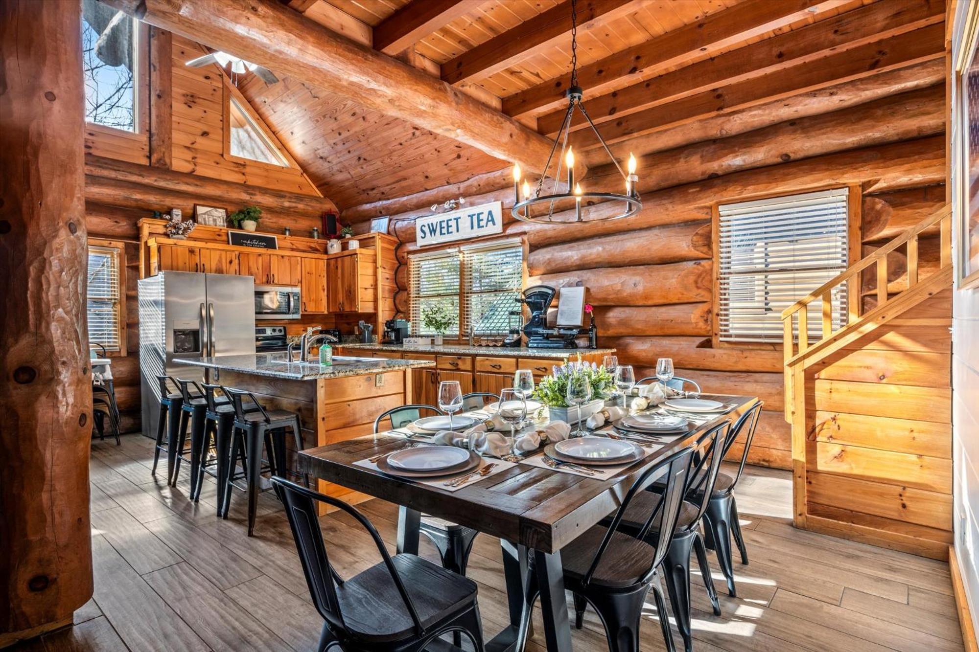Smokies Boutique Cabins: Mountain Retreat With Amenities Gatlinburg