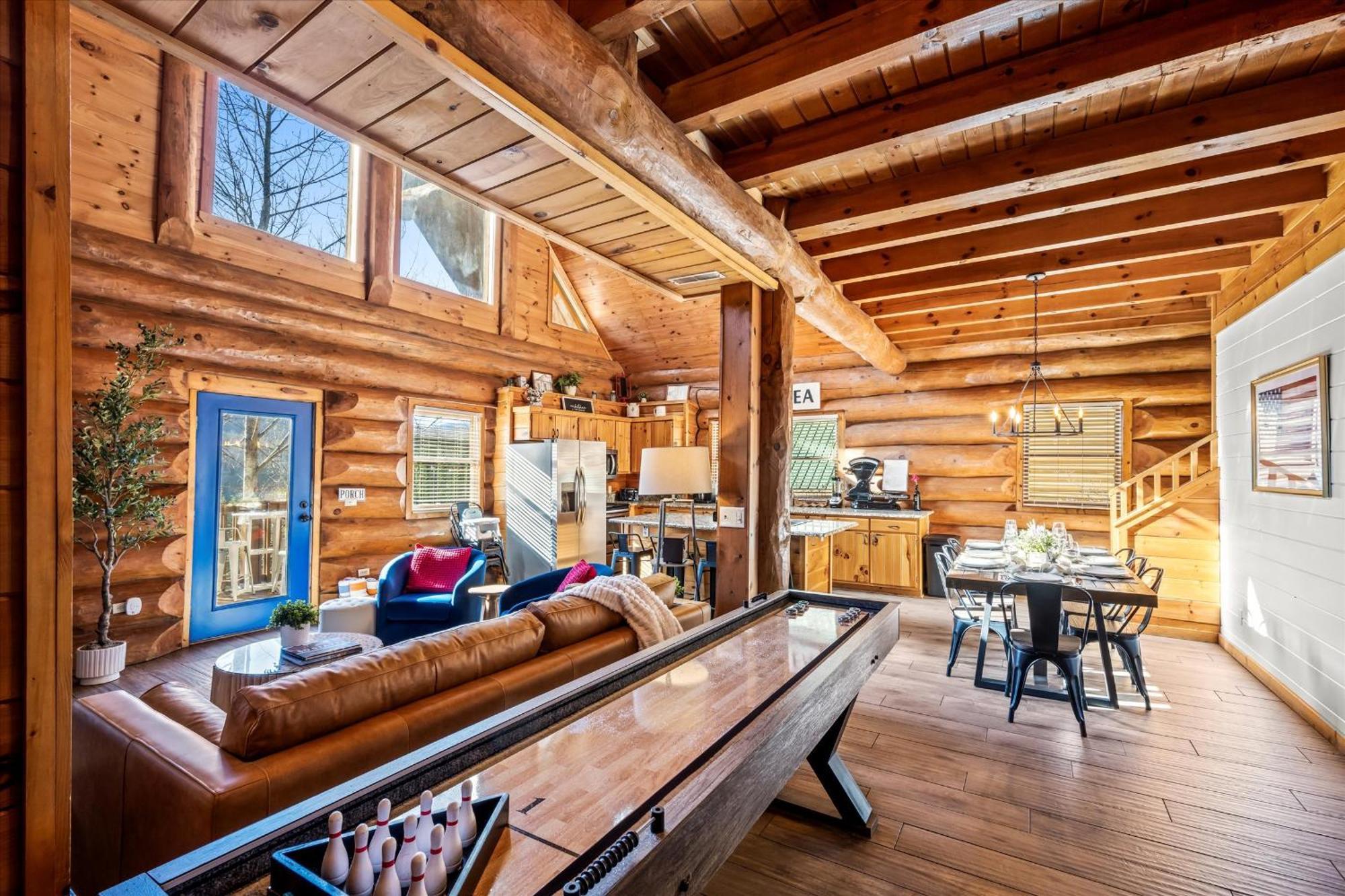 Smokies Boutique Cabins: Mountain Retreat With Amenities Holiday home Gatlinburg