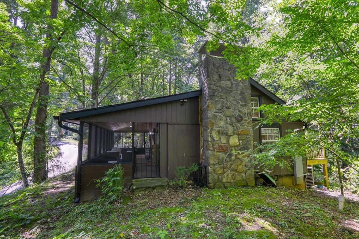 Firefly Haven - Summer Oasis With Hot Tub * Gatlinburg