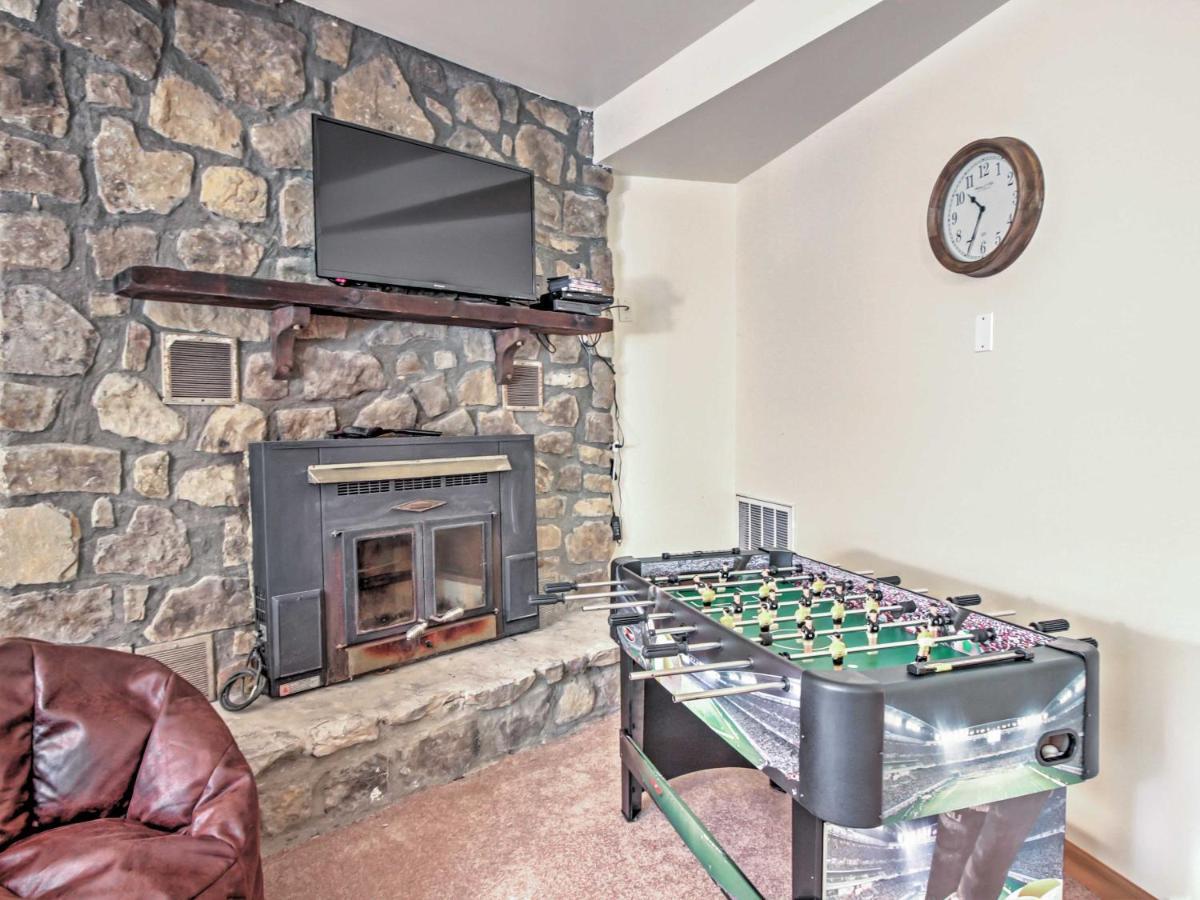 Unique Decks, Hot Tub, Fire Pit * Gatlinburg
