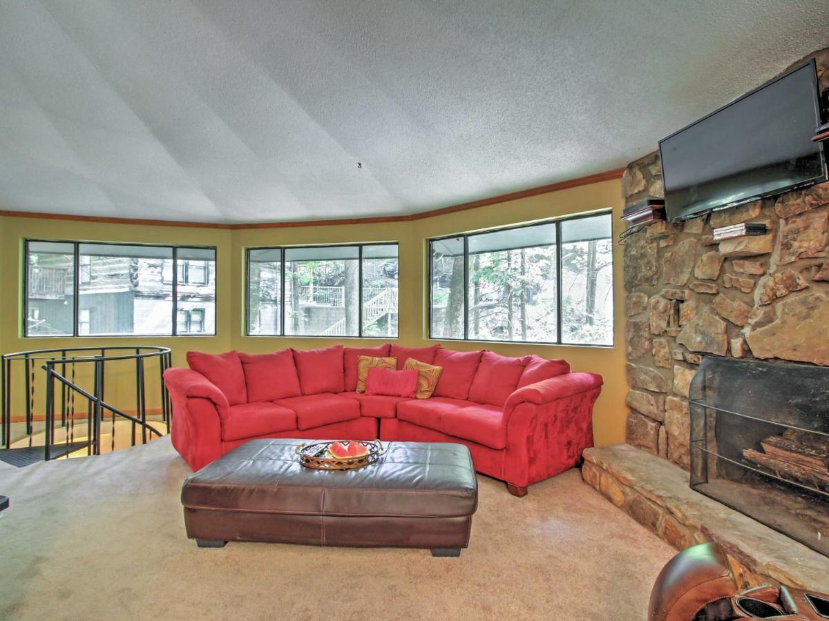 Unique Decks, Hot Tub, Fire Pit * Gatlinburg
