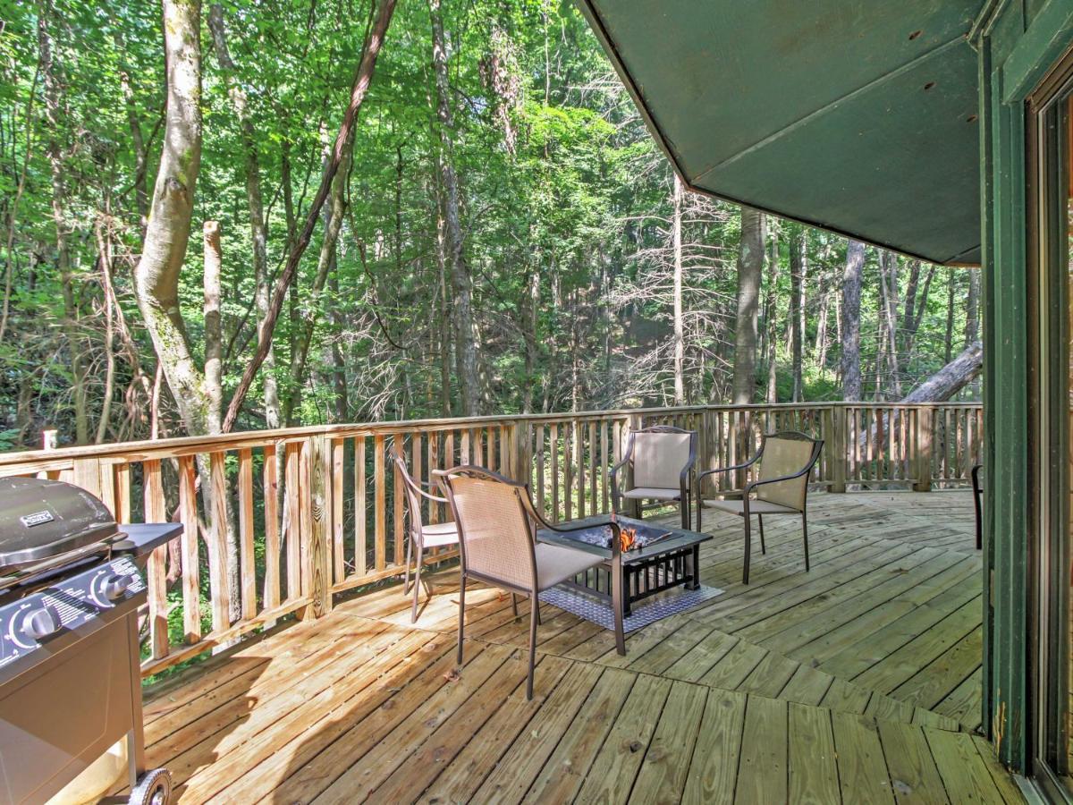 Unique Decks, Hot Tub, Fire Pit Holiday home